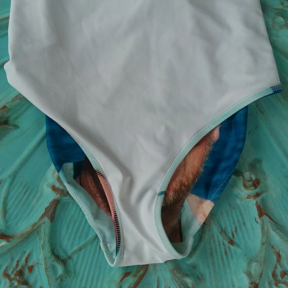 😁Guest Bookery Custom One Piece Swimsuit - Picture 4 of 6